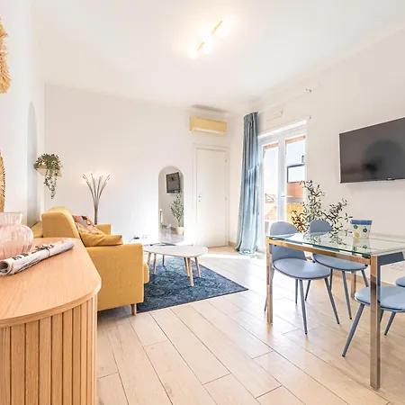 Bright At The Vatican Museums 아파트 로마