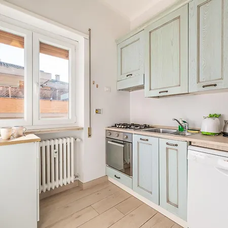 Daire Bright At The Vatican Museums *